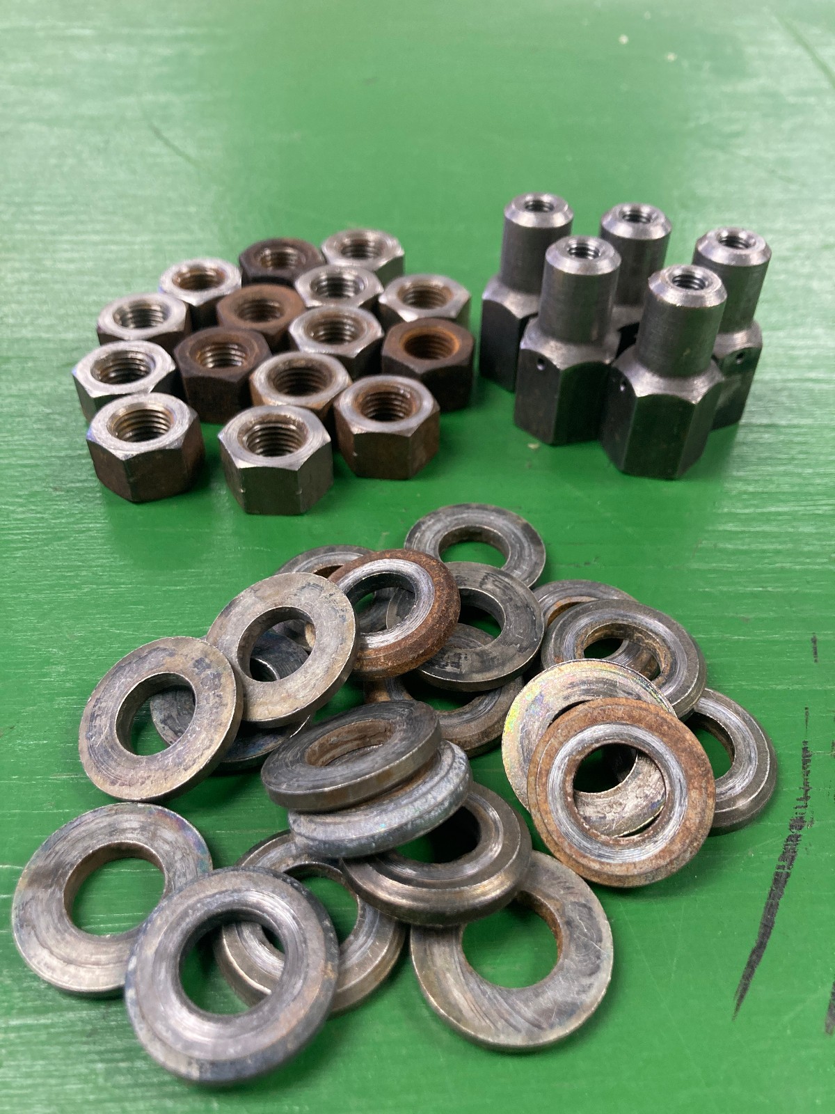 93 Bentley Brooklands / RR Cylinder Head Nuts, Washer UE38618 UA4854R UE5708