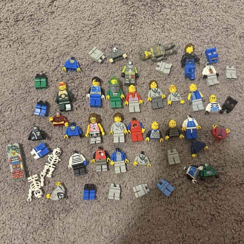 LEGO Assorted Minifigures Parts Lot Mixed Figures