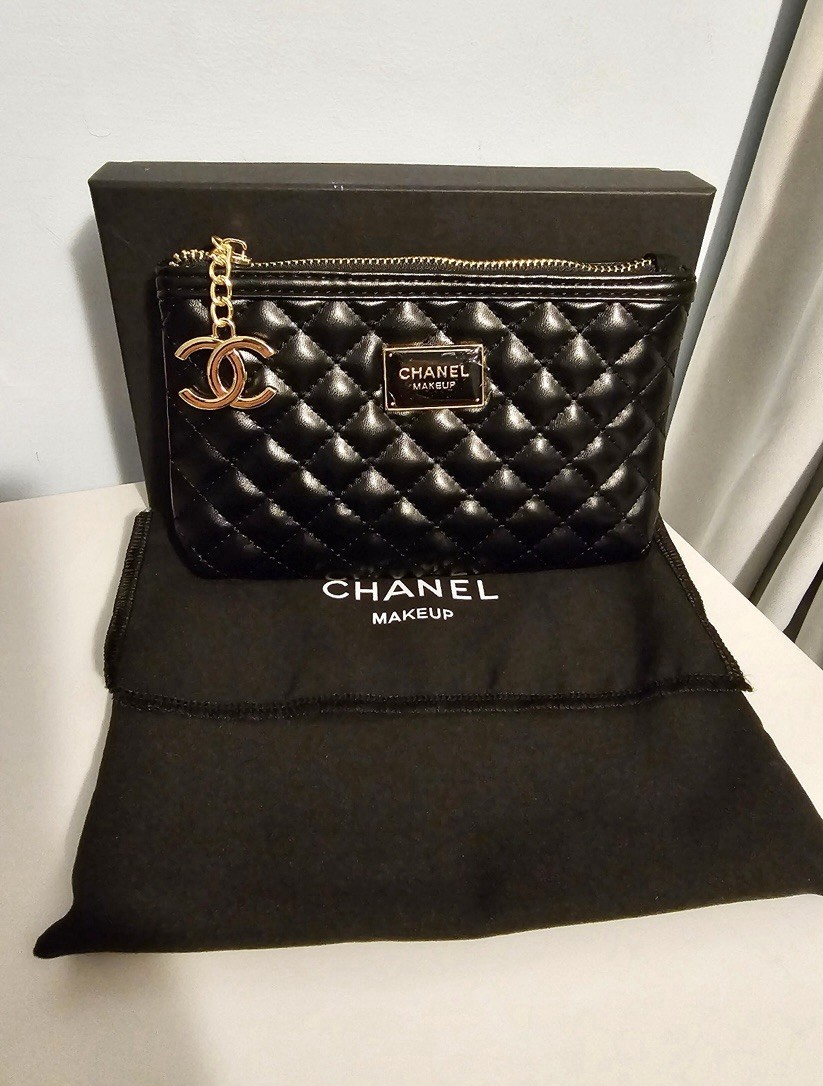 CHANEL Black Quilted CC Makeup Pouch Bag VIP Gift GWP | eBay
