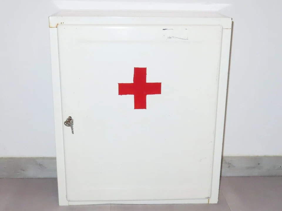Vintage Blechschrank Verbandsschrank " Rotes Kreuz" !mit Hersteller Mauser - Bild 1 von 4