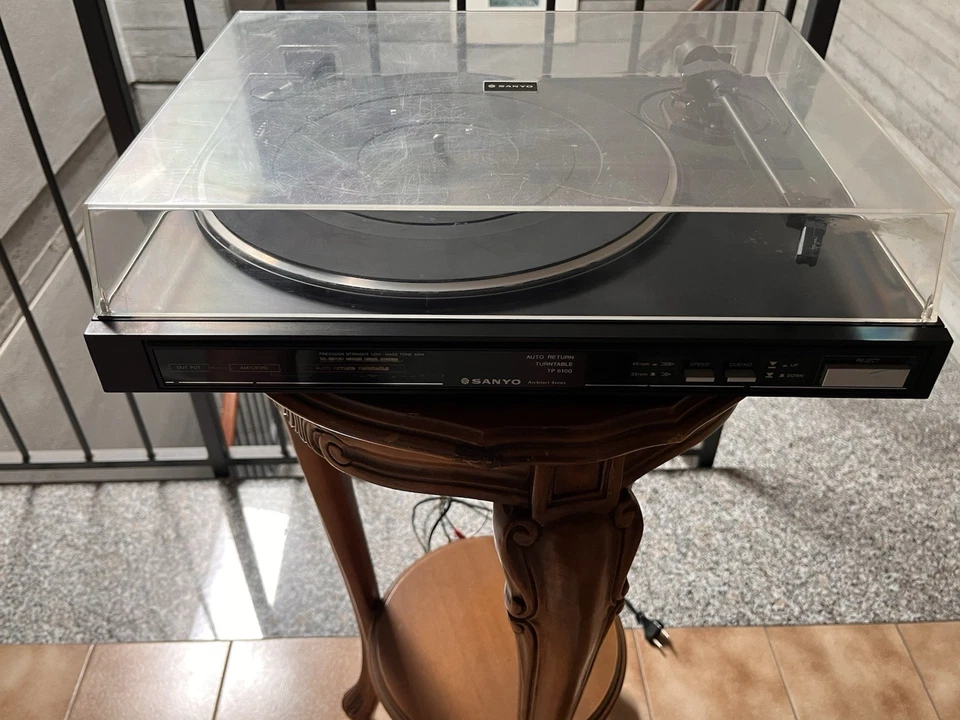 Giradischi Vintage Sanyo TP 6100 - Immagine 3 di 4