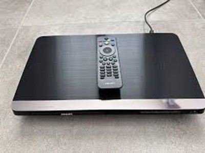 Blu Ray DVD Player von Philips BDP 5700 , 3 D fähig , HDMI , USB