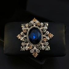 Elegant Women Crystal Flower Pin Brooch Fashion Lady Banquet Party Jewerly