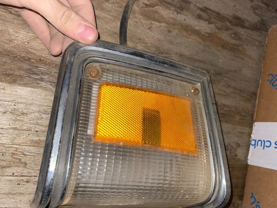 1975–1977? Lâmpada de canto Dodge Royal Monaco luz de seta lado do motorista LH - Imagem 4 de 4