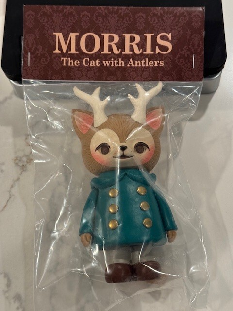 Morris The Cat With Antlers British Green - Hinatique Kaori Hinata