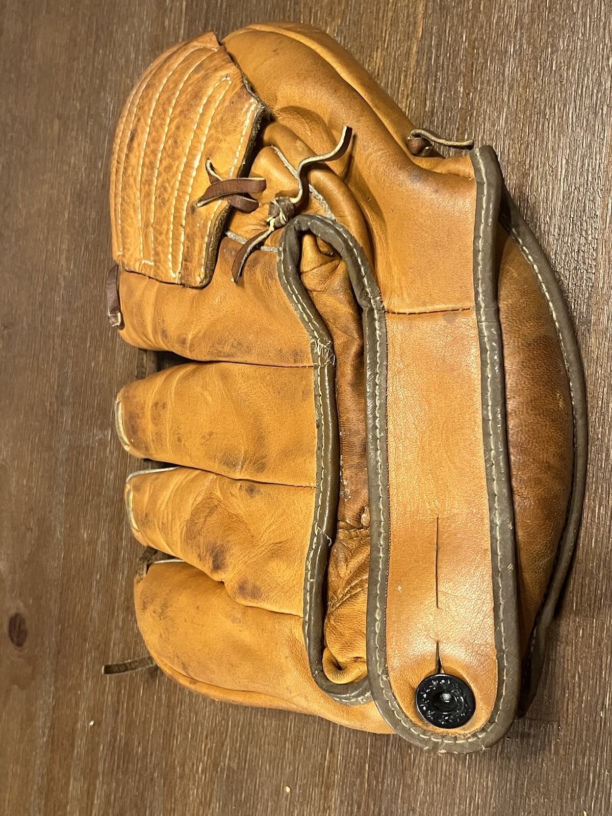 3 Vintage Baseball Gloves eBay