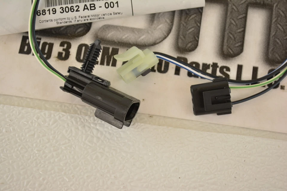 Arnés de cableado de faros Dodge Ram 1500 2500 3500 4500 5500 nuevo OEM 68193062AB Foto 3 de 4