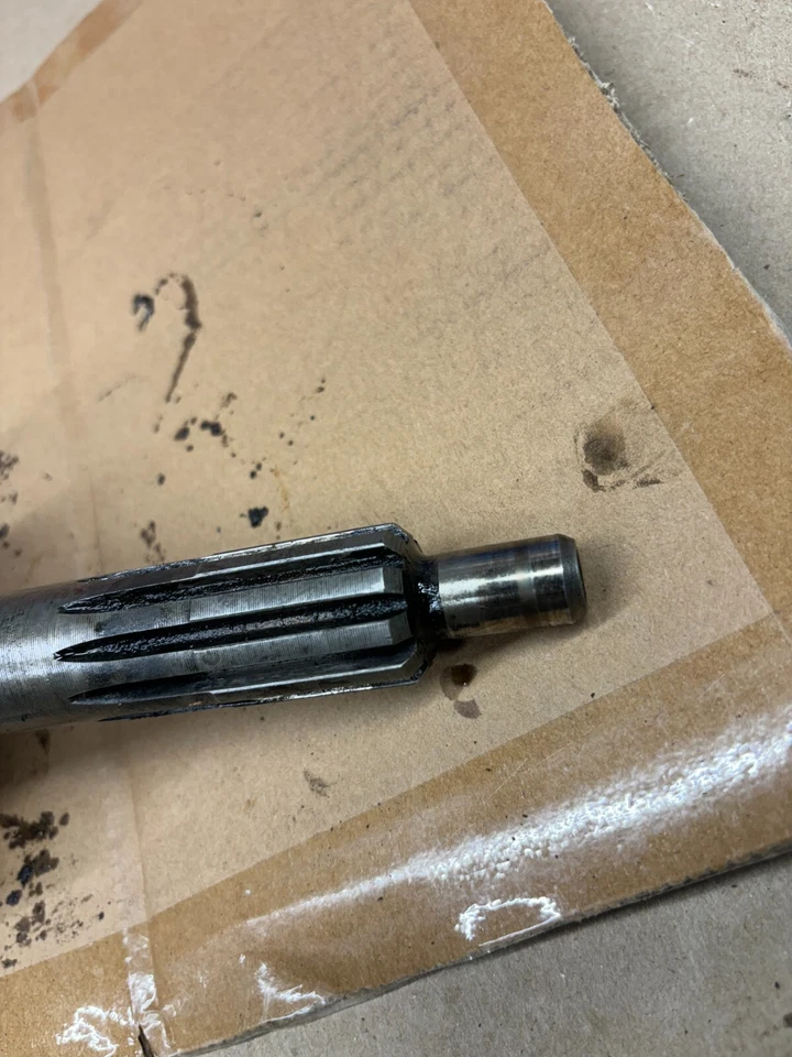 雪佛兰 GMC 卡车 SM465 SM 465 MUNCIE 4 速输入轴线齿轮夹! — 第 2/4 张图片