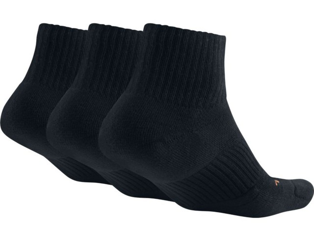 nike dri fit cushion quarter socks