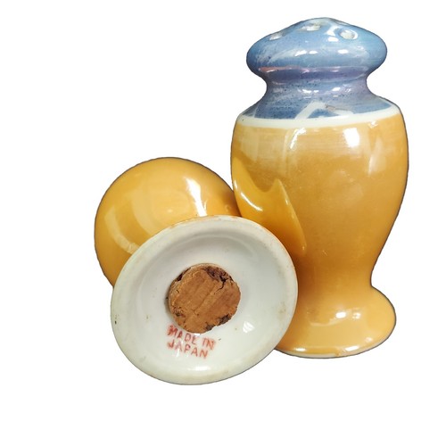 Vintage Japan Ceramic Salt and Pepper Shakers Orange Blue 2" - Picture 6 of 6