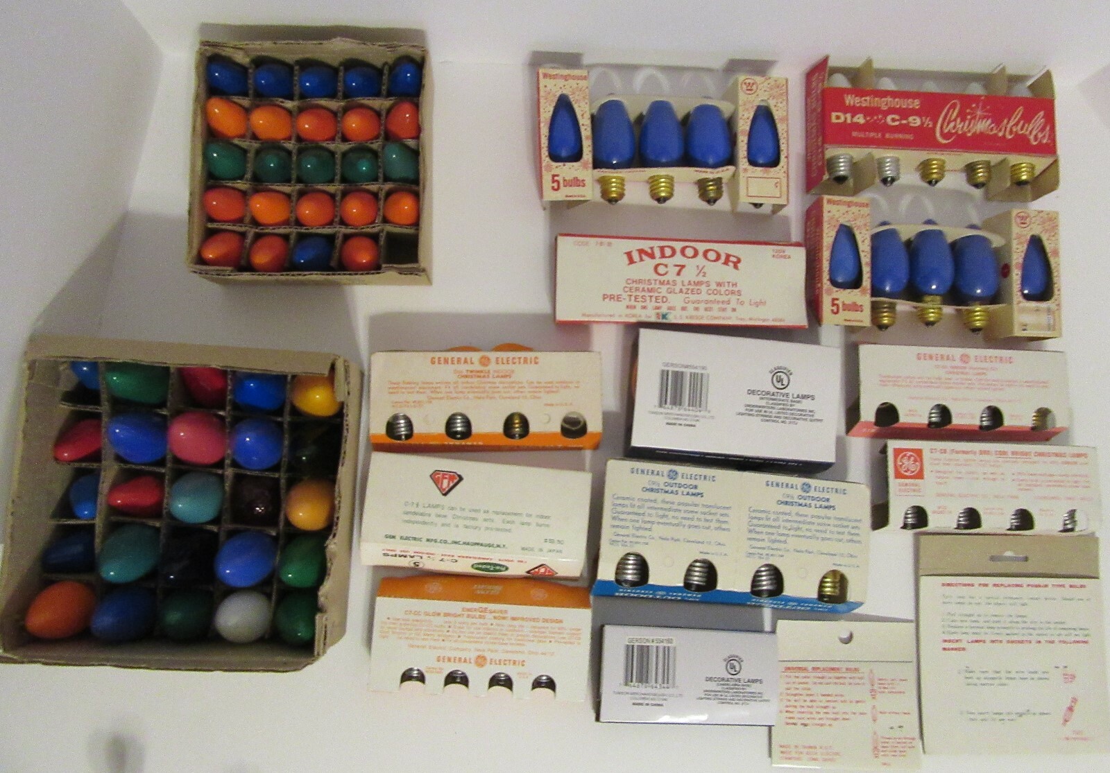 Lot of 110 Vintage Christmas Light Bulbs Westinghouse GE Cool & Glow