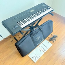 KORG X3 MUSIC WORKSTATION SYNTHESIZER KEYBOARD EXCELLENT CONDITION SOUND TESTED