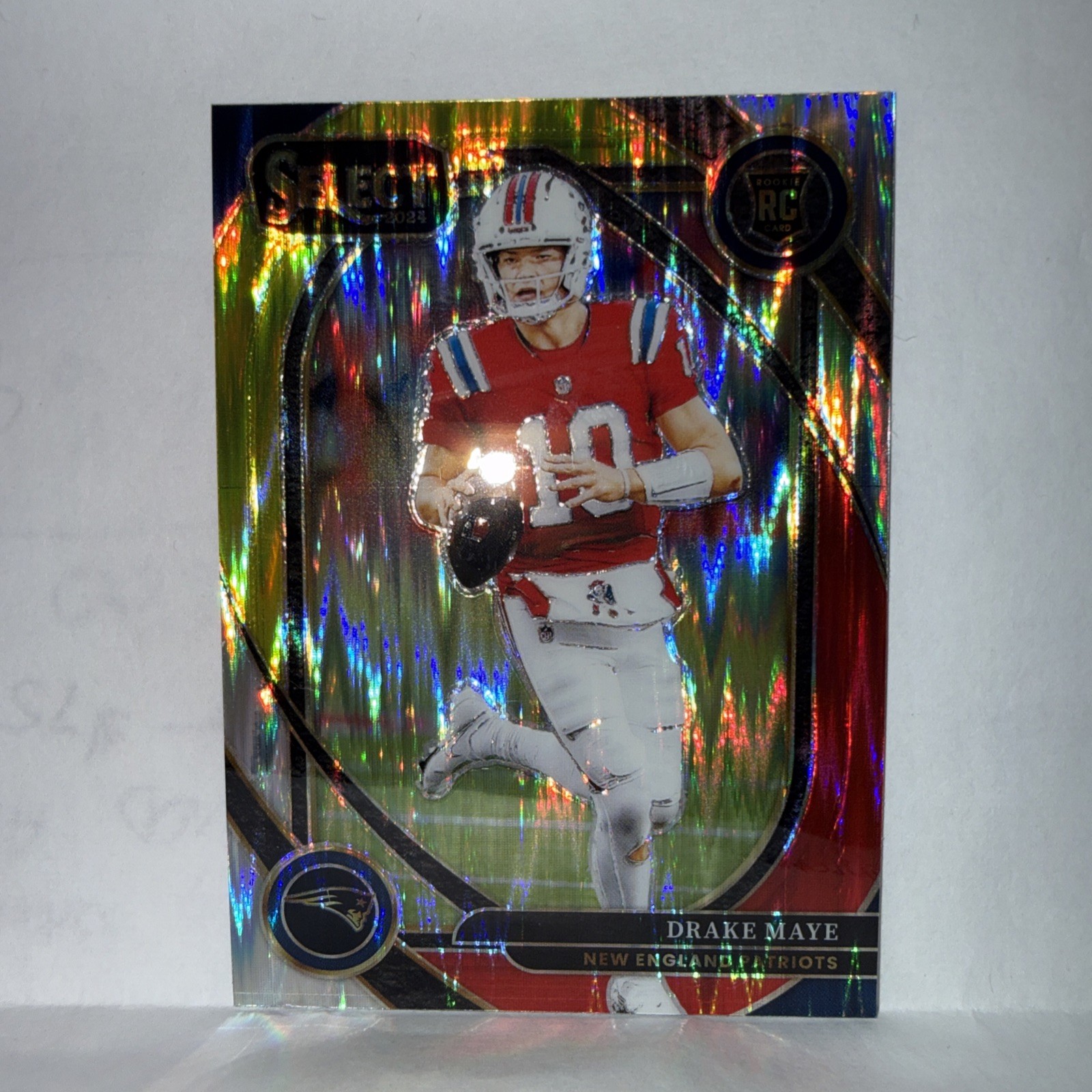 2024 Panini Select - Club Level Drake Maye #218 Red & Yellow Shock Prizm (RC)