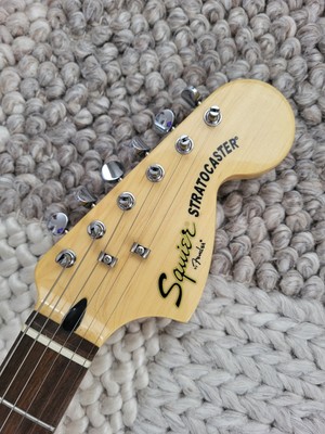 E-Gitarre Guitar Squier by Fender von 2018 