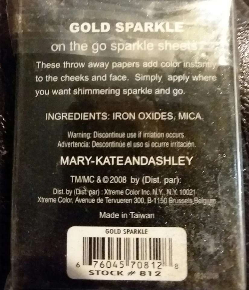 Mary-Kate and Ashley Paper Me Pretty 50 hojas de maquillaje brillantes sobre la marcha - DORADO Foto 2 de 2