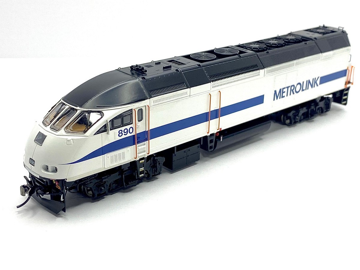 Atlas HO Motive Power Industries MP36PH-3C Metrolink SCAX #890 DCC