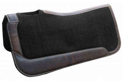 Showman 31'' x 32'' Black Felt Saddle Pad