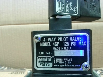 GEMINI CW-C Pneumatic Actuator A512 125PSI 24VDC W/ 4-Way 4GP P-New No Box