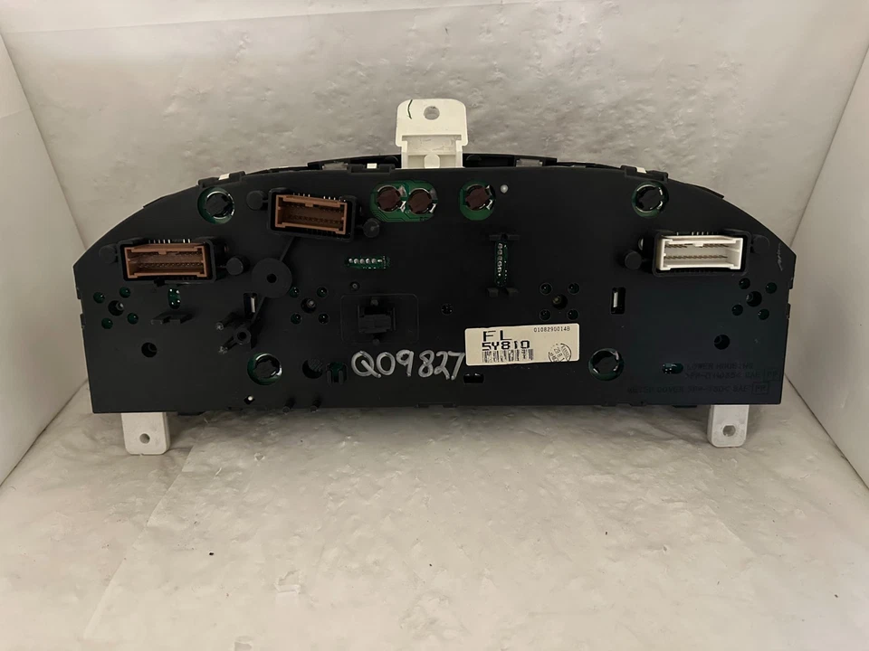 Cuadro de instrumentos velocímetro tablero Nissan Máxima SE 2002 y 03 127.841 millas Foto 2 de 4