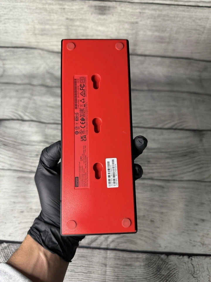 LENOVO 40B0 DK2131 THINKPAD THUNDERBOLT 4 ESTACIÓN DE TRABAJO BASE - SIN ENCHUFE DE ALIMENTACIÓN - USADO Foto 4 de 4