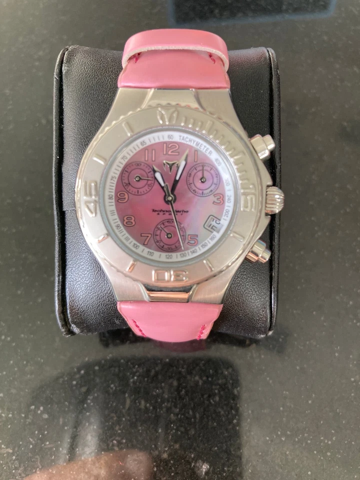 Montre de Plongée Femmes Technomarine Sport parfait état - Photo 1/4