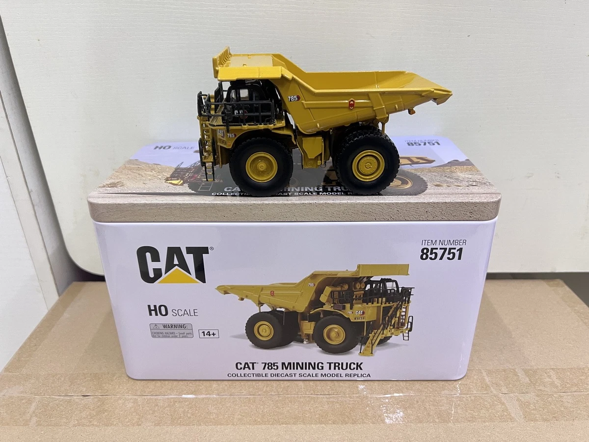 1:87 Scale Diecast Construction Equipment 2015 Vehicle Year for