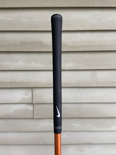 Right Handed Nike Ignite Pitching Wedge w/ Graphite Regular Flex Shaft - Picture 5 of 6