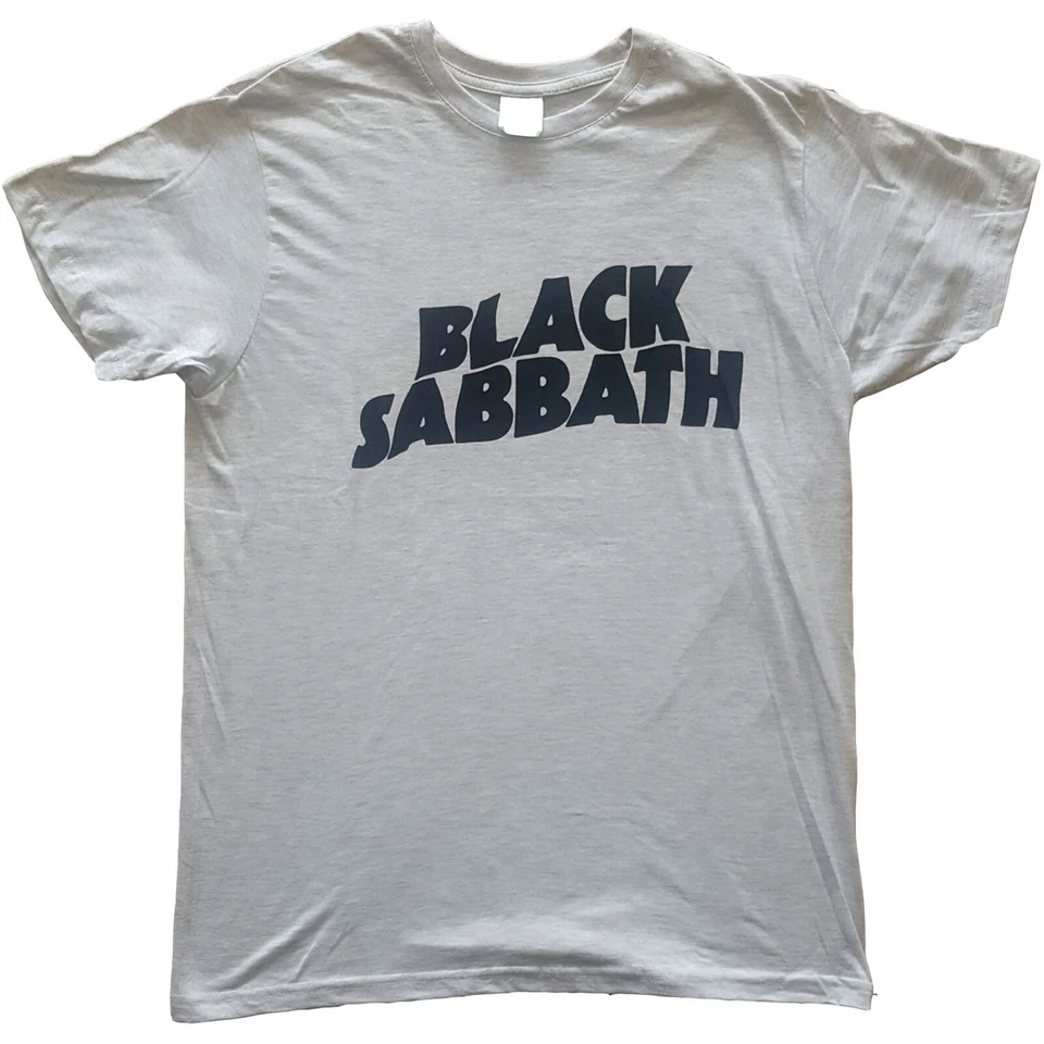 Black Sabbath 'Black Wavy Logo' (Gris) T-Shirt - NOUVEAU ET OFFICIEL!