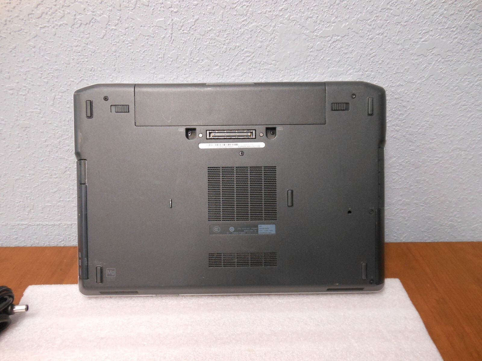 Dell Latitude E6430 i5-2.60ghz/6GB/128GB SSD LINUX MINT WEBCAM HDMI - Picture 10 of 12