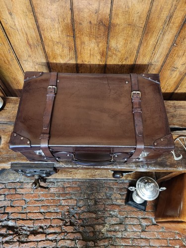 ANTIQUE Travel Trunk, Vintage Leather Chest - Car Luggage, Coffee Table. - Picture 2 of 13