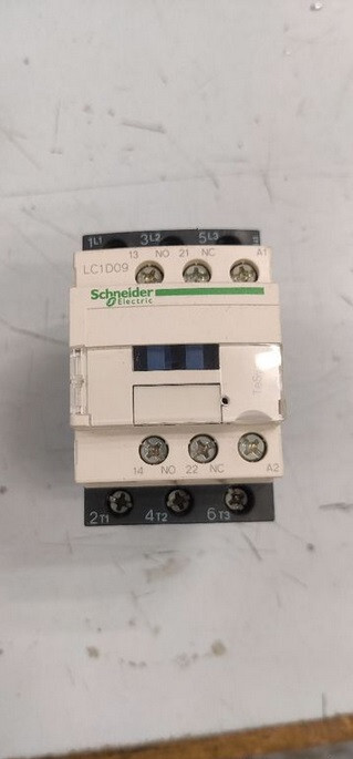 Contacteur tripolaire silencieux à haute isolation thermique pour moteur triphasé