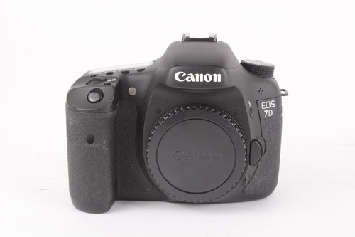 Canon EOS 7D 18.0MP DSLR Camera - Black (Body Only) SC:6.1k #Z-00390