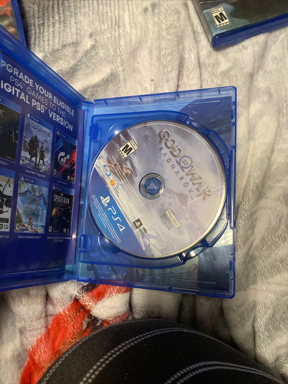 PS4 Slim & PS4. 2 Controllers ( 1 Wireless),2 HDMI CORDS, 2 Power Cords, 3 Games