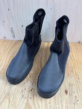 XS Scuba Shoes Size 15