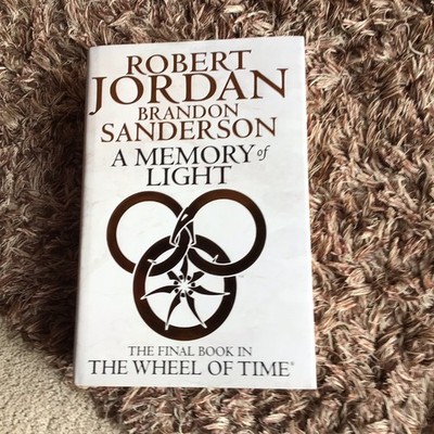 A Memory Of Light by Robert Jordan Signed H/B  The Wheel Of Time