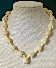 Vintage Pikake Necklace Hawaiian Carved Tulip...