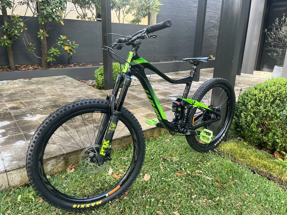 GIANT Trance Advanced 1 Enduro All Mountain Bike Like New 2019