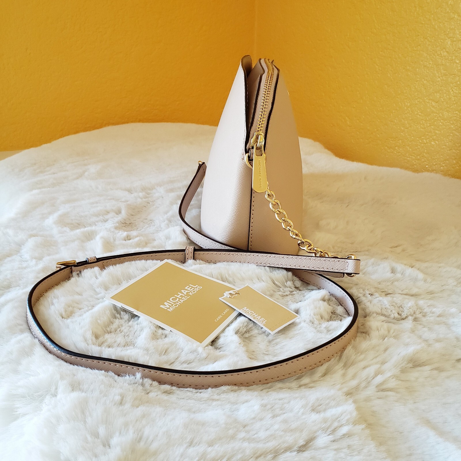 Michael Kors CINDY LG Dome Crossbody Ballet Pink Leather Purse 38S9YCPC3L NWT thumbnail 4