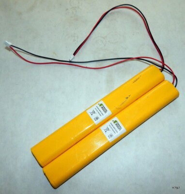 2 QTY Nickel Cadmium Batteries 9.6V 900mah BGN800-8BWP-500EC