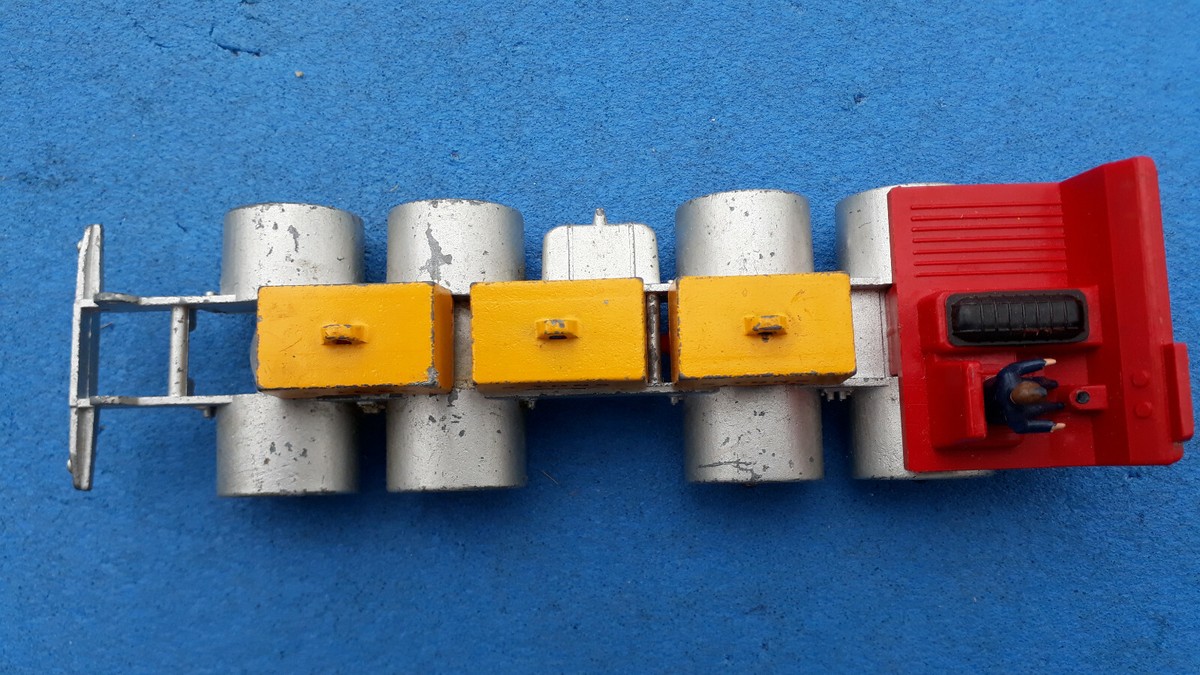 Dinky Supertoys 936 - LEYLAND Chassis 8 roues 1:43 Dinky Supertoys 936 - LEYLAND Chassis 8 roues 1:43