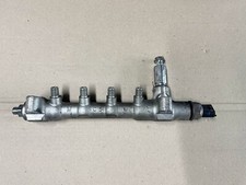 Vauxhall ASTRA J Mk6 1.7 CDTI Fuel Rail Distributor With Sensor 