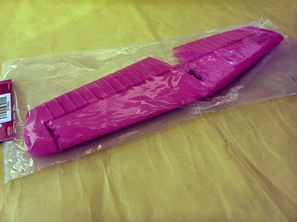 Dynam DHC2 Beaver Elevator Red DY53524 for RC Model Aircraft Planes - Image 2 of 3