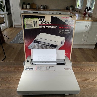Smith Corona Wordsmith 250 Electronic Word Processing Typewriter w Box Cover EUC
