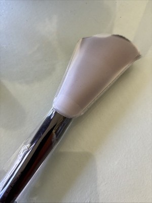 Laura Mercier Glow Powder Make Up Brush. New W/Protective Sleeve, No Box