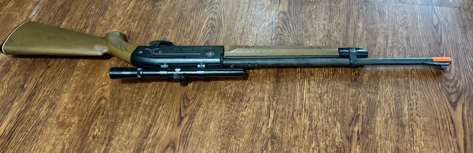 Crosman Classic 2100 .177 Caliber BB Gun & Pellet Air Rifle w/ Scope Works Well