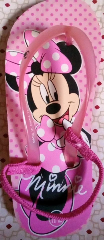 Sandálias Minnie Mouse tamanho 11/12 meninas novas com etiquetas  - Imagem 3 de 4