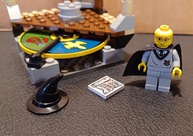 LEGO Harry Potter: Sorting Hat 4701 Set w/ Minifigure Hat & Cape (SEE DESC)   -K