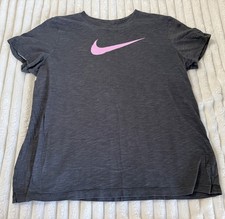 Womens XL Active Wear Nike Charcoal Short Sleeve Tee with Pink Swoosh Casual Top