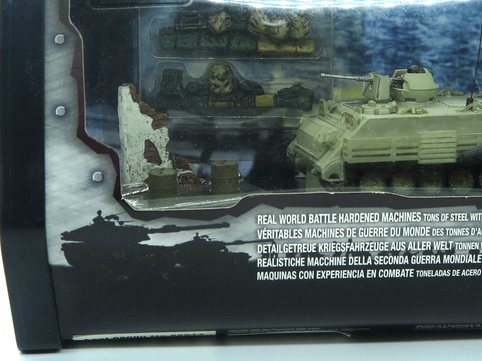 Forces of Valor 85013 - U.S. M113 Armoured Personnel Carrier Baghdad, 2003 1:72 - Immagine 4 di 4