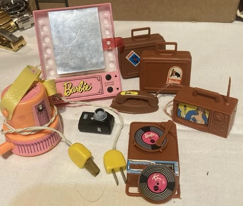 Lot Vintage Barbie Accessories. Mirror, Hair Dryer, Phone, Record Player, TV Etc